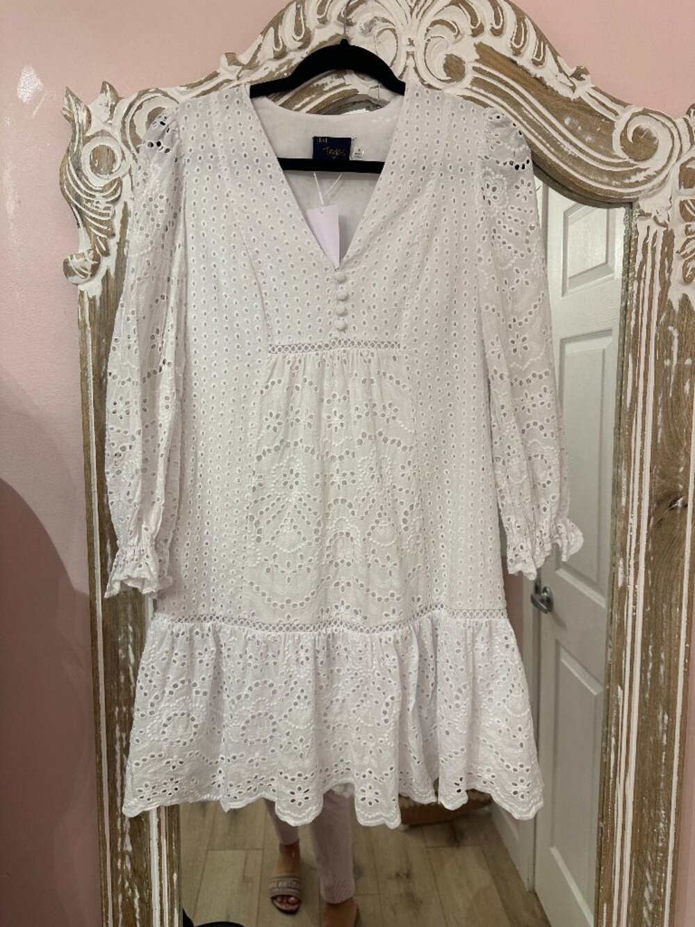 Just Taylor White Eyelet Dress Size 4